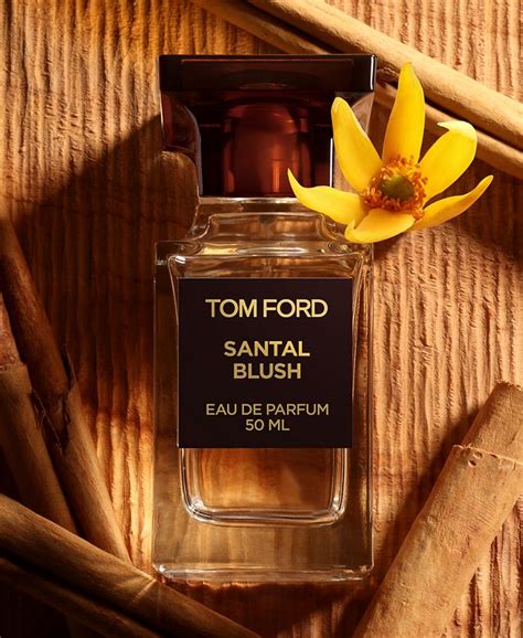 tom ford santal blush dossier